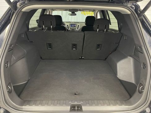 Certified 2020 Chevrolet Equinox LT w/ Driver Convenience Package image 16