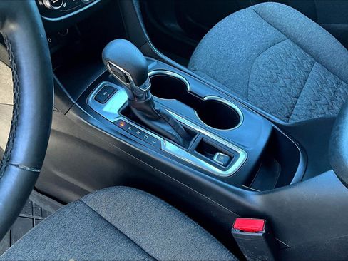 Used 2024 Chevrolet Equinox LT image 10