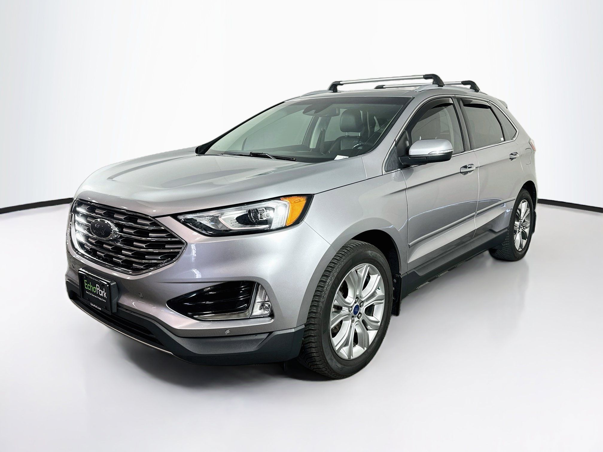 Used 2020 Ford Edge Titanium FWD image 3