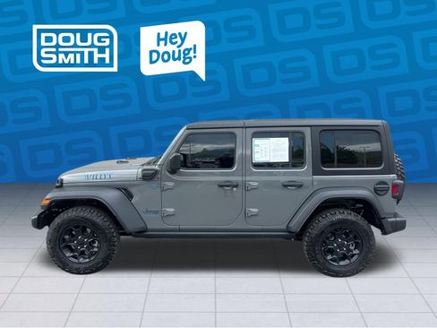 Used 2023 Jeep Wrangler Unlimited w/ 8.4" Radio Group image 3