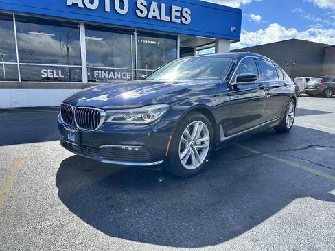 Used 2016 BMW 750i xDrive image 4