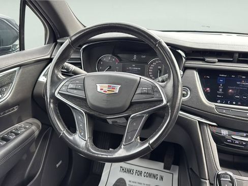 Used 2021 Cadillac XT5 Premium Luxury AWD/4WD image 39