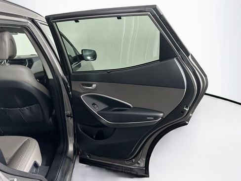 Used 2017 Hyundai Santa Fe Sport image 30