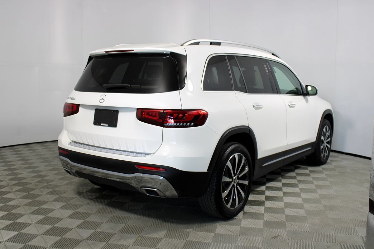 Used 2023 Mercedes-Benz GLB 250 image 6