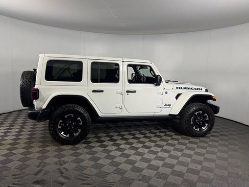Used 2024 Jeep Wrangler Unlimited Rubicon 4xe AWD/4WD image 7