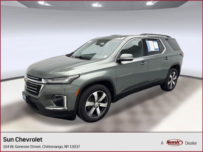 Used 2023 Chevrolet Traverse LT w/ LT Premium Package
