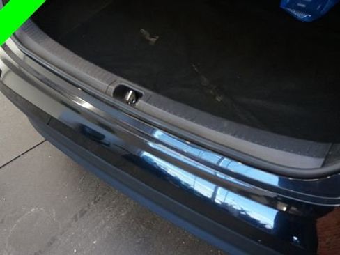 Used 2023 Toyota Corolla LE FWD image 40