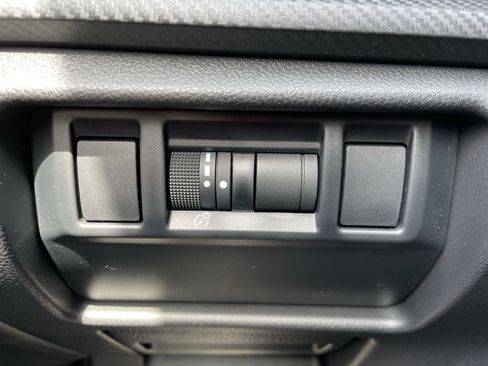 New 2025 Subaru Crosstrek 2.5i Limited w/ Crosstrek Mirror Package image 19