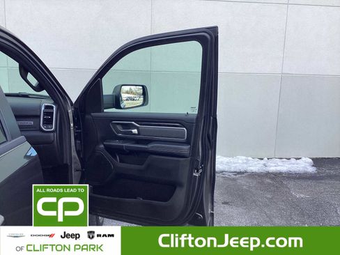 Certified 2022 RAM 1500 Big Horn w/ Trailer Tow Group image 10