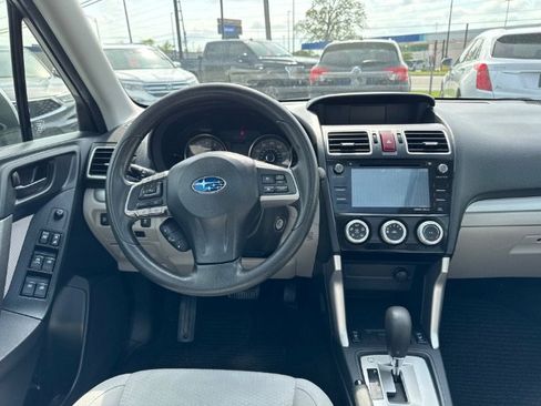 Used 2016 Subaru Forester 2.5i Premium AWD/4WD image 12