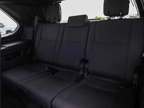 Certified 2025 Toyota Sequoia SR5 AWD/4WD image 20