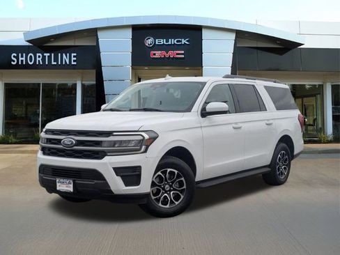 Used 2024 Ford Expedition Max XLT image 8