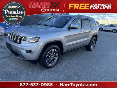 Used 2017 Jeep Grand Cherokee Limited w/ Luxury Group II