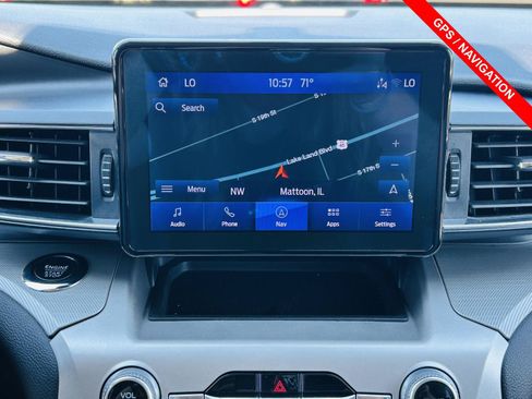 Used 2022 Ford Explorer XLT w/ Equipment Group 202A AWD/4WD image 6