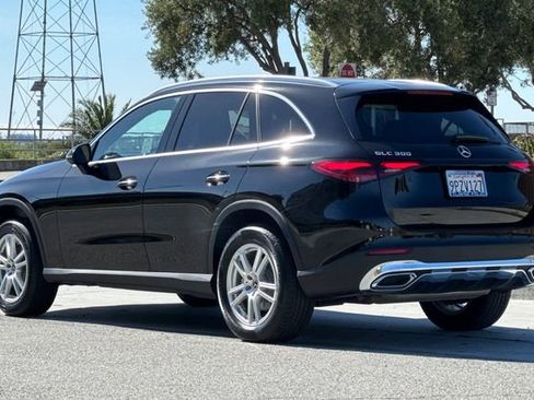 Used 2023 Mercedes-Benz GLC 300 image 6