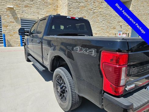 Used 2022 Ford F250 XLT w/ Black Appearance Package AWD/4WD image 9