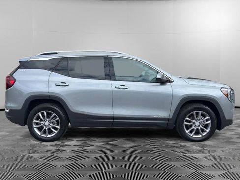 Used 2023 GMC Terrain SLT w/ Tech Package AWD/4WD image 6