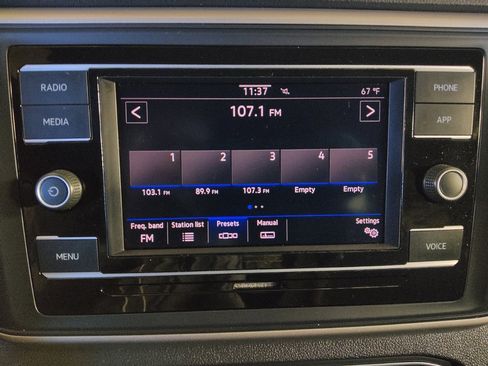 Used 2020 Volkswagen Atlas Cross Sport S image 25