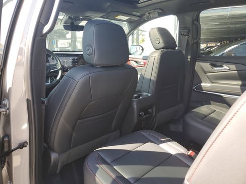 New 2026 Chevrolet Traverse Z71 w/ Driver Confidence Package AWD/4WD image 17