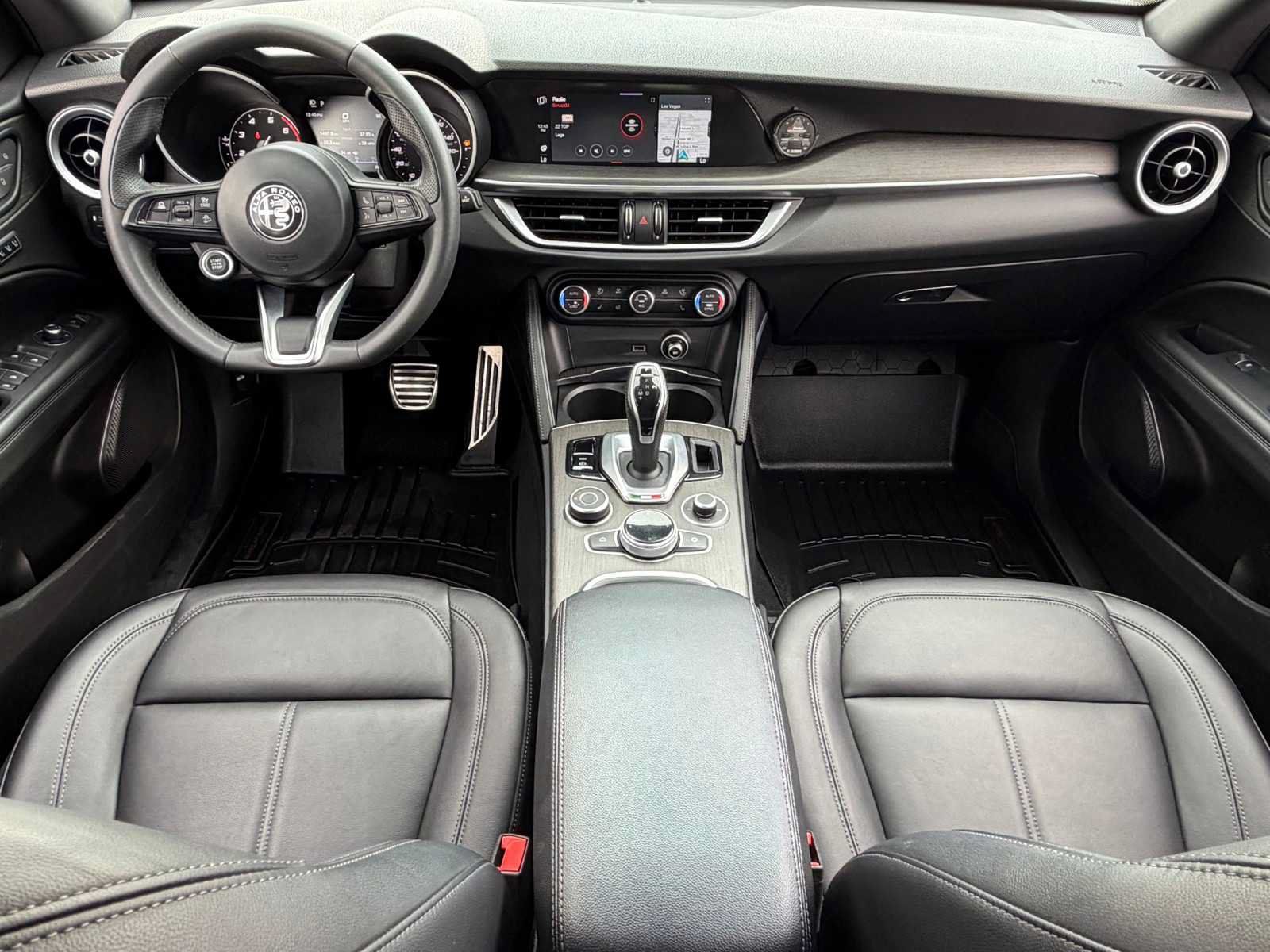 Used 2022 Alfa Romeo Stelvio Ti AWD/4WD image 26