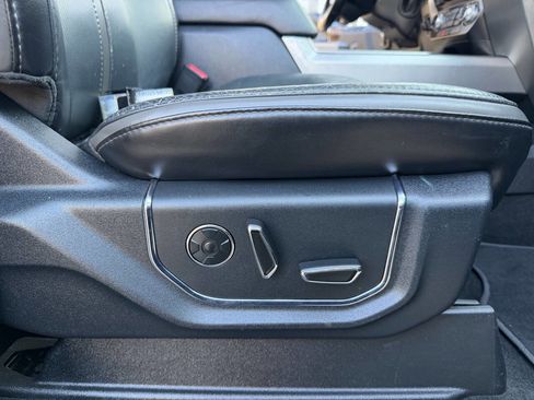 Used 2017 Ford F250 Platinum w/ Platinum Ultimate Package image 26