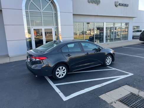 Used 2024 Toyota Corolla LE FWD image 8
