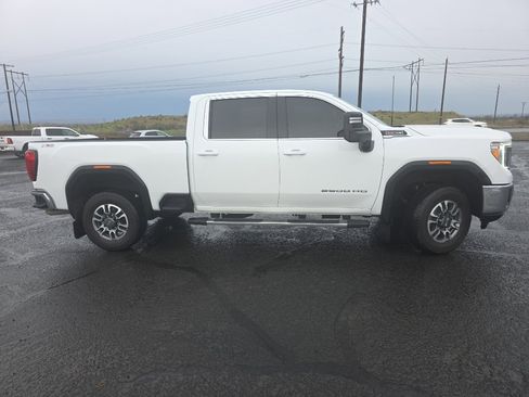 Used 2022 GMC Sierra 2500 SLE w/ Fleet Comfort Package image 1