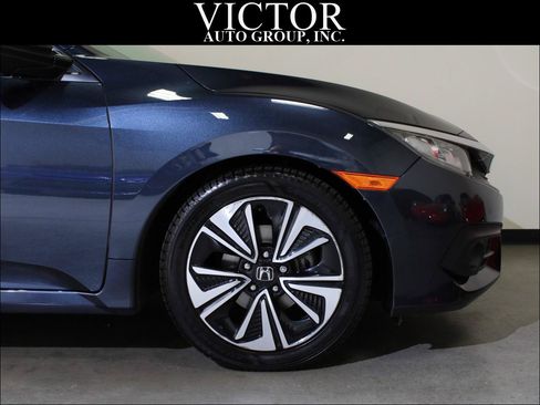 Used 2018 Honda Civic EX-T image 14