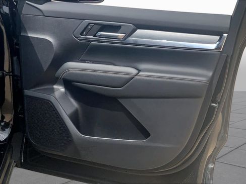 Used 2026 GMC Terrain Elevation w/ Elevation Premium Package FWD image 22