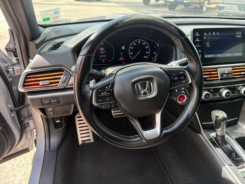 Used 2020 Honda Accord Sport image 17