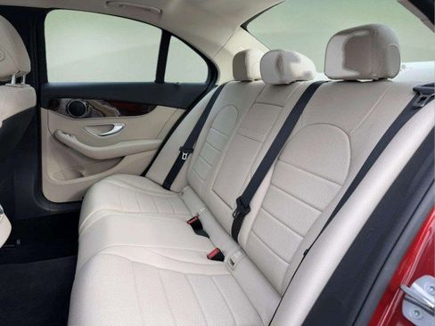 Used 2018 Mercedes-Benz C 300 4MATIC Sedan image 22