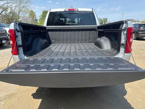 New 2026 RAM 1500 4x4 Crew Cab image 26