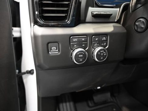 Used 2025 GMC Sierra 1500 AT4X AWD/4WD image 29