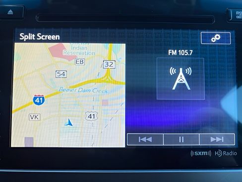 Used 2017 Subaru Outback 3.6R Touring image 25