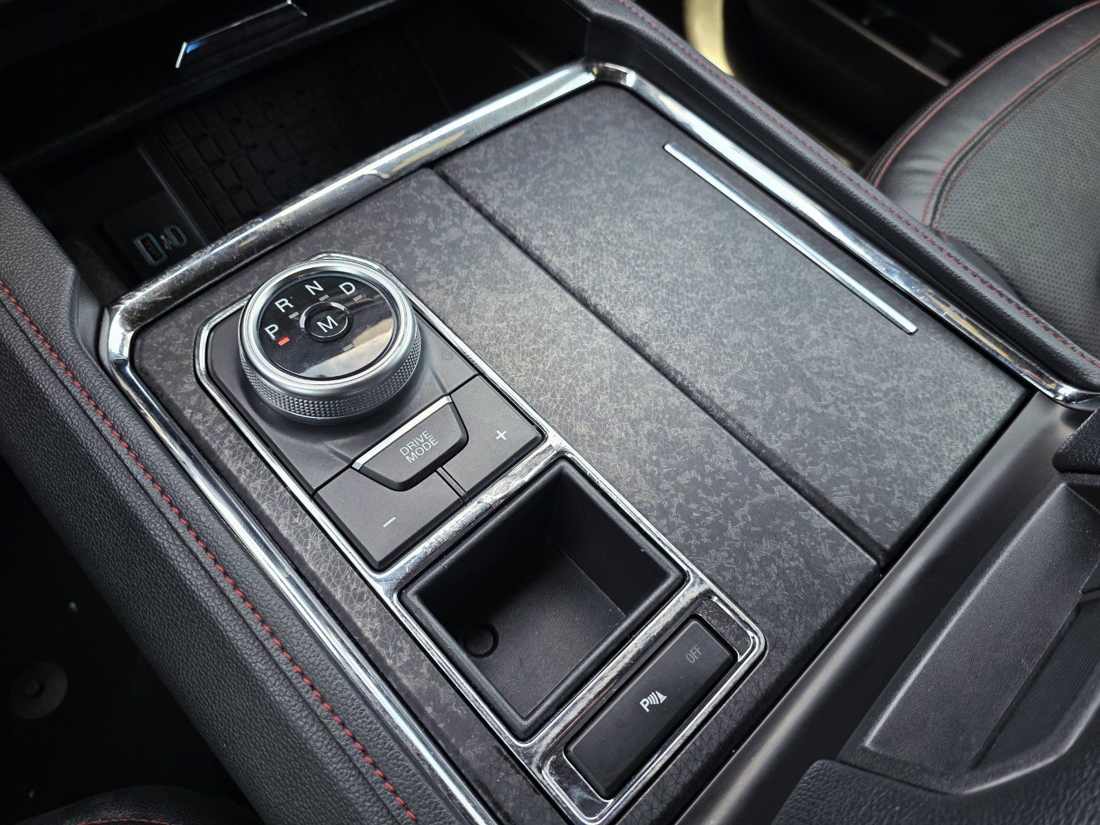 Used 2023 Ford Expedition Limited RWD image 29