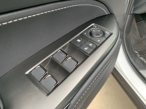 Used 2026 Lexus NX 350 AWD image 15