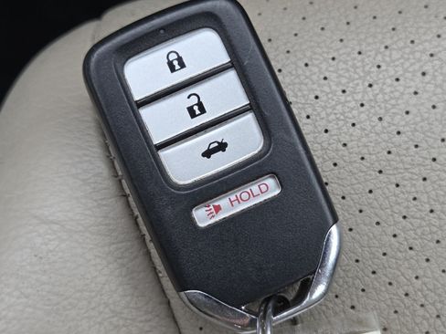 Used 2013 Honda Accord EX-L image 34