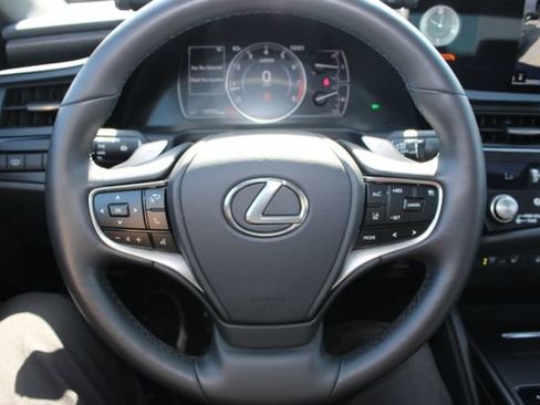 Certified 2025 Lexus ES 350 w/ Premium Package FWD image 16
