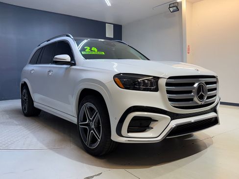 Used 2024 Mercedes-Benz GLS 450 4MATIC image 21