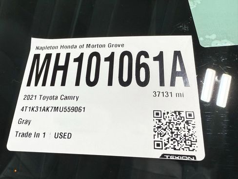 Used 2021 Toyota Camry XSE w/ Cold Weather Package image 32