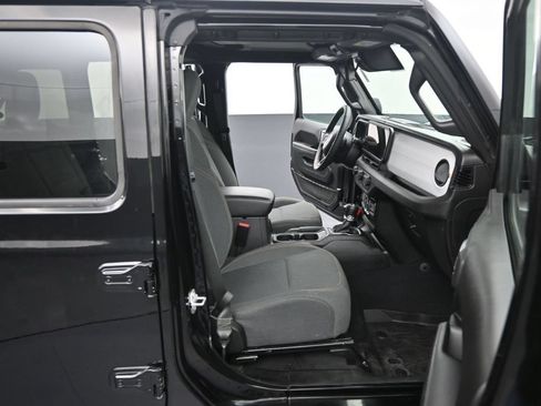 Used 2024 Jeep Wrangler Unlimited Sport AWD/4WD image 32
