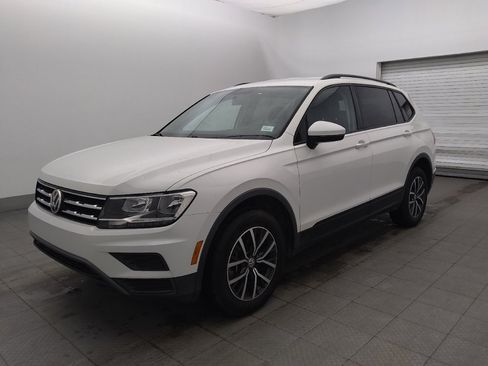 Used 2021 Volkswagen Tiguan S FWD image 2
