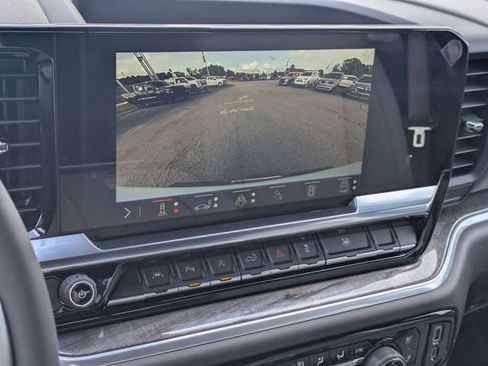 New 2026 Chevrolet Silverado 1500 LTZ w/ LTZ Premium Package AWD/4WD image 21