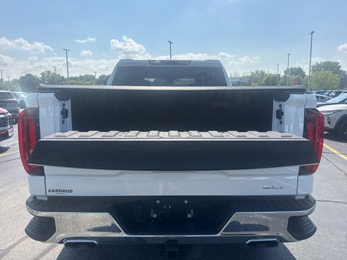 Certified 2023 GMC Sierra 1500 SLT w/ SLT Premium Package AWD/4WD image 8