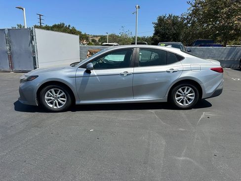 Used 2025 Toyota Camry LE FWD image 2