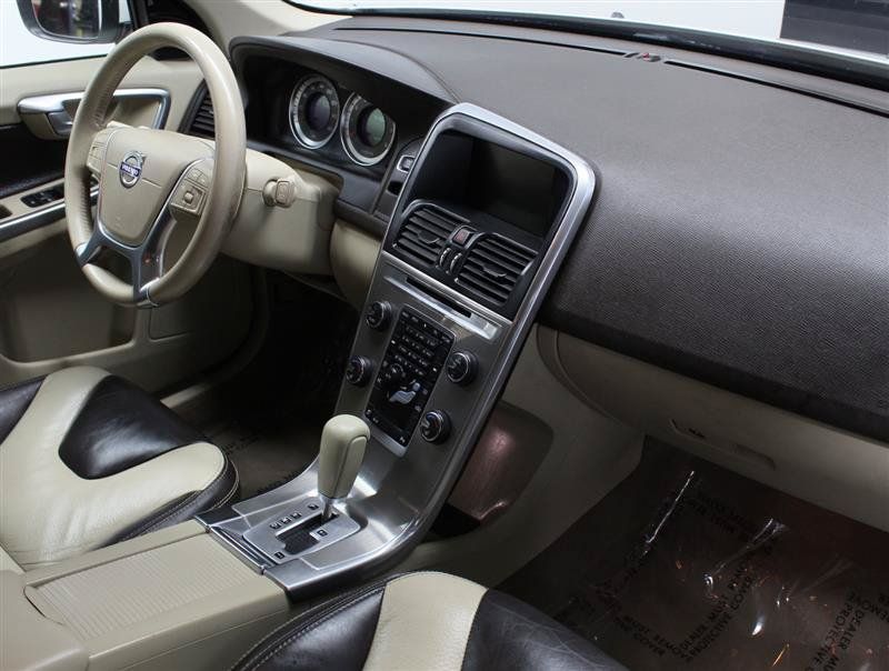 Used 2012 Volvo XC60 3.2 AWD/4WD image 10