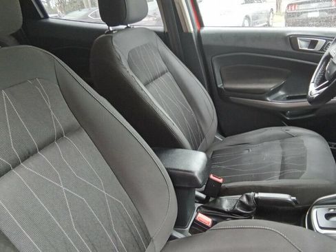 Used 2018 Ford EcoSport SE w/ SE Convenience Package image 12