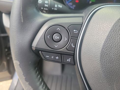 Used 2020 Toyota RAV4 XSE image 33