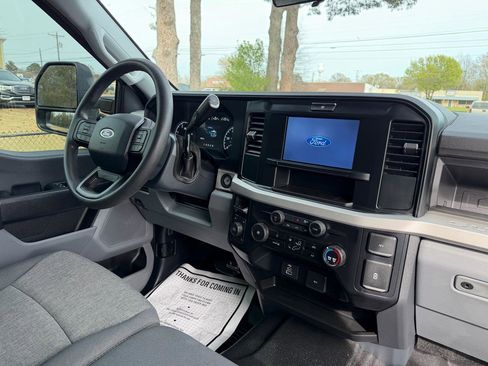 Used 2025 Ford F450 XL w/ XL Chrome Package AWD/4WD image 13