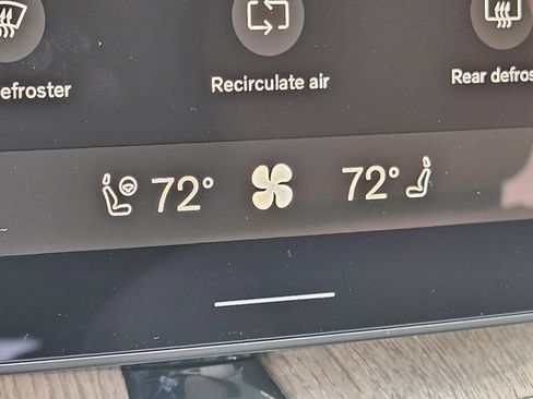 New 2026 Volvo XC60 B5 Core w/ Protection Package image 28